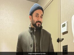 एक चुटकुला और खुल गई सेलिब्रेटीज की पोल, वीर दास ने ऐसा क्या लिखा कि एयरपोर्ट पर दिखने वाले सेलेब्स का राज हो गया फाश एक चुटकुला और खुल गई सेलिब्रेटीज की पोल, वीर दास ने ऐसा क्या लिखा कि एयरपोर्ट पर दिखने वाले सेलेब्स का राज हो गया फाश