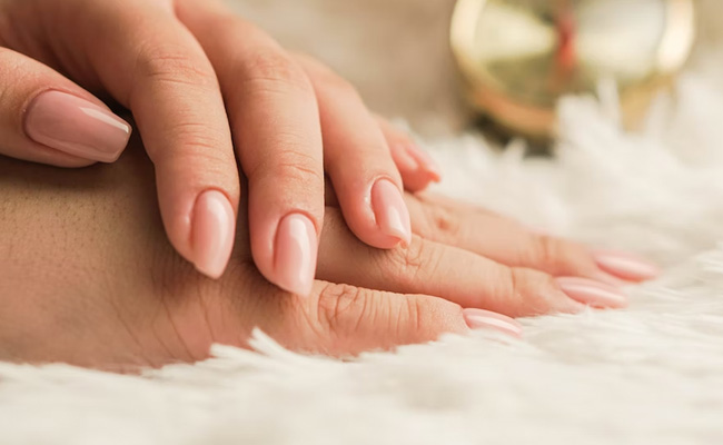 7 Nail Care Tips To Follow For Healthy Nails In Winter