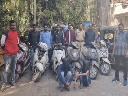 पत्नी से मिलने ससुराल जाने के लिए स्कूटर चोरी, वापसी के लिए चुराता था दूसरी गाड़ी! आरोपी गिरफ्तार पत्नी से मिलने ससुराल जाने के लिए स्कूटर चोरी, वापसी के लिए चुराता था दूसरी गाड़ी! आरोपी गिरफ्तार
