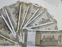 10th-Pass Watches Videos, Reads And Becomes &#039;Counterfeiting Expert&#039;. Arrested