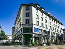 Dining Experience At The World's Oldest Vegetarian Restaurant, Haus Hiltl Dining Experience At The World's Oldest Vegetarian Restaurant, Haus Hiltl