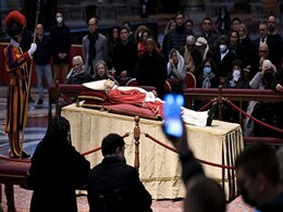 Tens Of Thousands Pay Respects To Former Pope Benedict At Vatican Tens Of Thousands Pay Respects To Former Pope Benedict At Vatican
