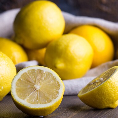 Zest Up Your Recipes: 5 Interesting Ways You Can Use Lemon In Cooking
