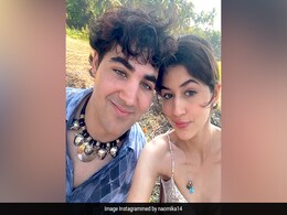 ICYMI: Akshay Kumar's Son Aarav And His Cousin Naomika Saran In A Viral Pic ICYMI: Akshay Kumar's Son Aarav And His Cousin Naomika Saran In A Viral Pic