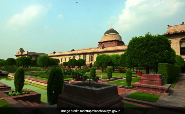 राष्ट्रपति भवन के मुगल गार्डन का नाम अमृत उद्यान रखा गया