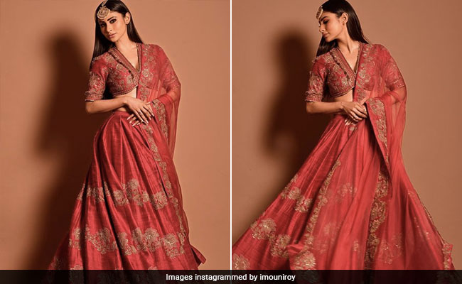 Mouni Roy In A Red Embroidered <i>Lehenga</i> Is A Fashionable And Festive Feast For The Eyes
