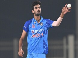 Ind vs Aus 5th T20I: प्रबंधन की नजर 4-1 स्कोर पर ही नहीं, बल्कि खास कारण के चलते  इन 2 खिलाड़ियों पर भी Ind vs Aus 5th T20I: प्रबंधन की नजर 4-1 स्कोर पर ही नहीं, बल्कि खास कारण के चलते  इन 2 खिलाड़ियों पर भी