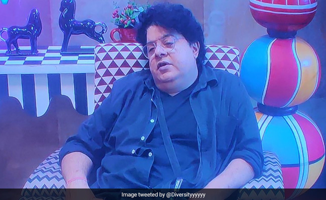 <i>Bigg Boss 16</i>: Sajid Khan Apologises To Housemates, Bids An Emotional Goodbye