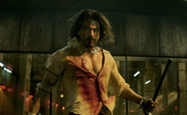 <i>Pathaan</i> Review: Shah Rukh Khan Doesn't Miss A Trick In Phenomenally Entertaining Spy Thriller