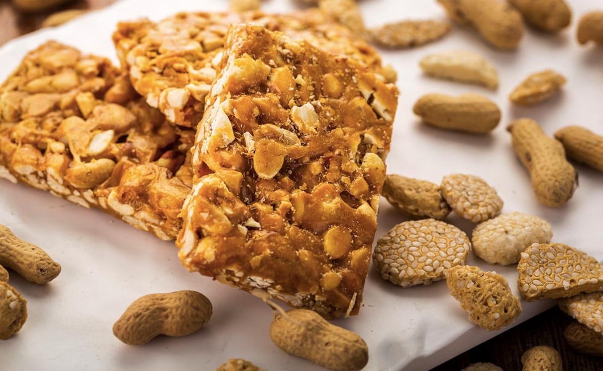 'This Is Not How Chikki Is Made': Viral Video Sparks Lively Debate Online