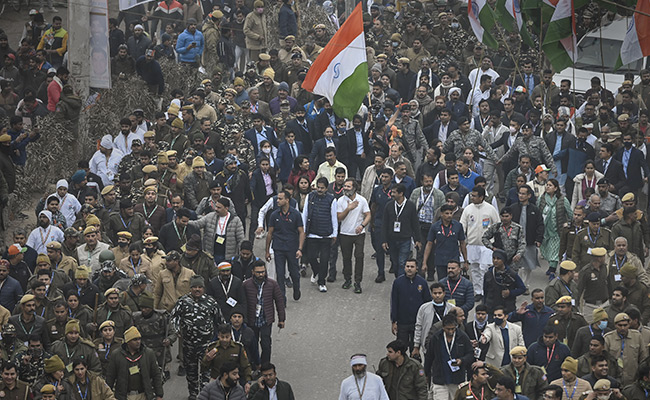Rahul Gandhi's Bharat Jodo Yatra Resumes From Delhi, To Enter UP Today