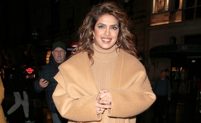 Court Dismisses Case By Priyanka Chopra Against Her Former Secretary