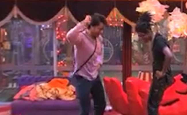 <i>Bigg Boss 16</i>: Shalin Bhanot Celebrates After Tina Datta's Eviction