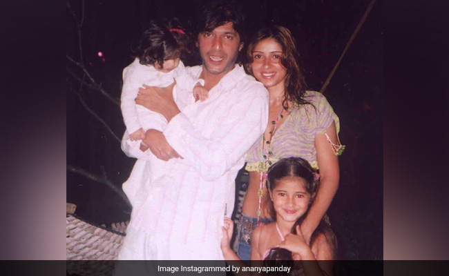 On Parents Chunky-Bhavana Panday's 25th Anniversary, Ananya Wishes Them With Throwback Gold