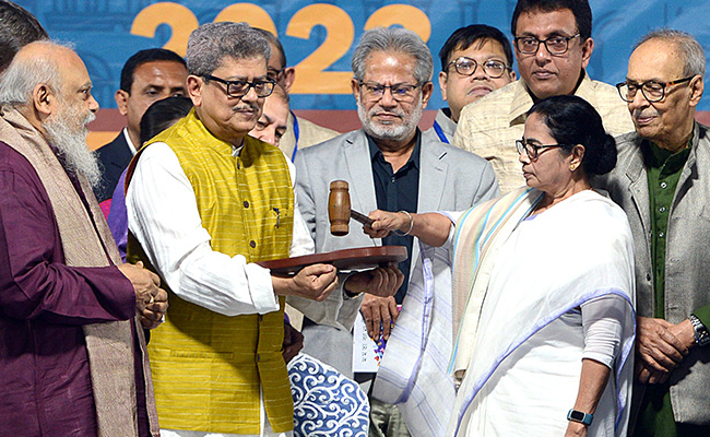 Mamata Banerjee Condemns "Culture Of Spewing Hatred", Calls For Unity