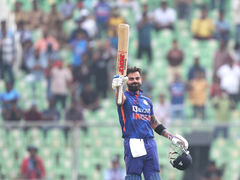 Crazy Innings': Twitter Amazed As Virat Kohli Hits Unbeaten 166 Off 110 vs  Sri Lanka In 3rd ODI | Cricket News