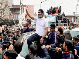 जम्मू कश्मीर में क्यों डूबती जा रही कांग्रेस की नैया, विधानसभा चुनाव में सीटें घटकर हो गईं हाफ! जम्मू कश्मीर में क्यों डूबती जा रही कांग्रेस की नैया, विधानसभा चुनाव में सीटें घटकर हो गईं हाफ!
