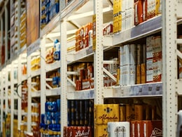 Thief Steals Tequila Bottle By Sliding In Sweatpants, Owner Asks Him To Apologise To Avoid Jail Thief Steals Tequila Bottle By Sliding In Sweatpants, Owner Asks Him To Apologise To Avoid Jail