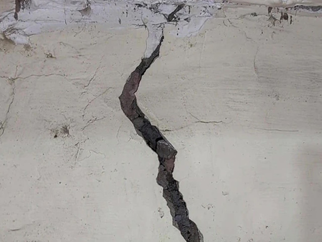 Now, Cracks And Leaks Appear In Houses In UP's Aligarh