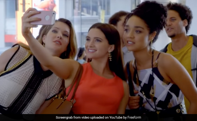 Weekend Binge: 5 Shows To Watch If You Liked <i>Emily In Paris</i>