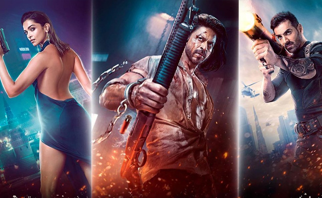 <i>Pathaan</i>: Shah Rukh Khan Announces Trailer Release Date With A New Poster