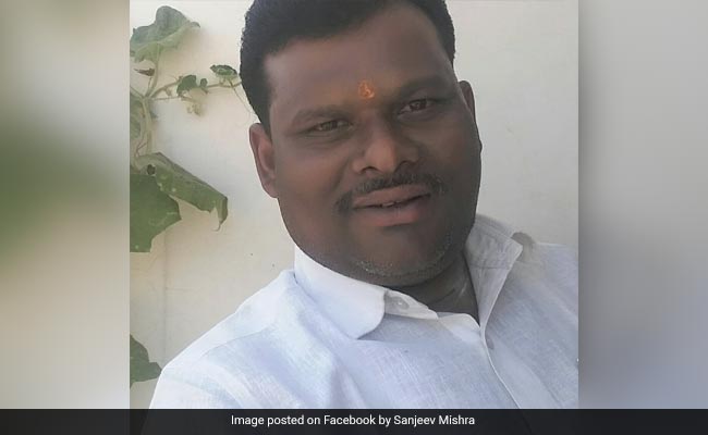 बेटे की बीमारी को लेकर पहले किया ट्वीट, फिर पूर्व पार्षद समेत परिवार के चार सदस्य मिले मृत