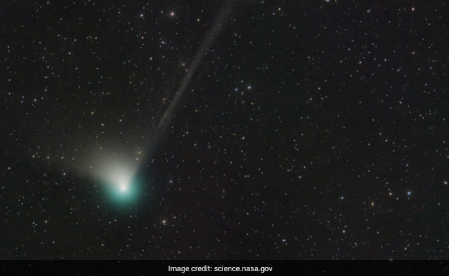 Rare Green Comet Will Be Closest To Earth Tonight, First Time In 50,000 Years