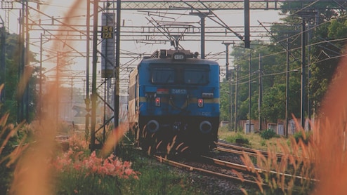 Aadhaar Mandatory For First 15 Minutes Of Online Train Ticket Booking from October