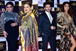 रेखा, रवीना टंडन, कार्तिक आर्यन और श्रिया सरन का रेड कार्पेट लुक रेखा, रवीना टंडन, कार्तिक आर्यन और श्रिया सरन का रेड कार्पेट लुक