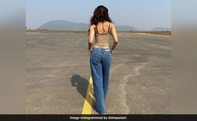 Easy Guess - Krishna Shroff Commented On This Actress' Pic: "More Ripped Than Some Of Them Boys"