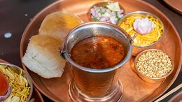 Man Criticises Misal Pav On Twitter; Internet Reacts To It Strongly