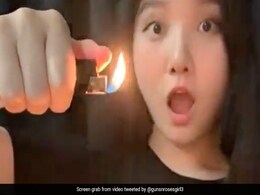 मोमबत्ती बुझते ही निकलने लगा धुआं, लड़की ने उसी धुएं से दोबारा जला दी Candle, आप भी आज़मा कर देखें ये जादुई ट्रिक मोमबत्ती बुझते ही निकलने लगा धुआं, लड़की ने उसी धुएं से दोबारा जला दी Candle, आप भी आज़मा कर देखें ये जादुई ट्रिक