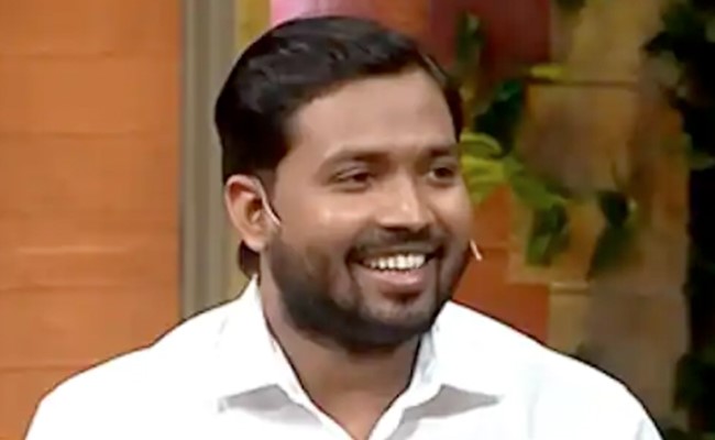 सबको हंसाने वाले कपिल शर्मा को रुला दिया खान सर ने, कहा- ग़रीबों से पैसे कैसे लूं, पढ़ना सबका हक़ है?