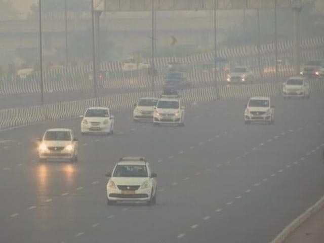 Delhi's Air Quality Drops, Inches Towards "Severe"