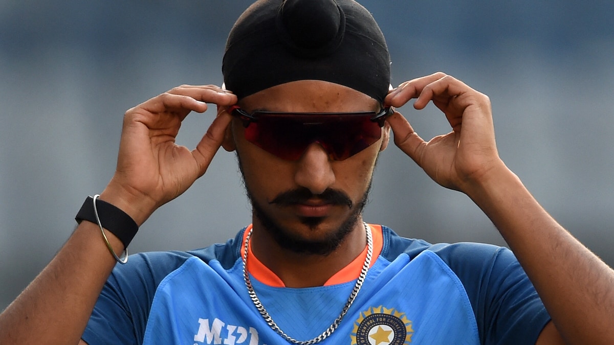 Arshdeep Singh Bowls 5 No Balls vs Sri Lanka, Twitter Cannot Imagine It