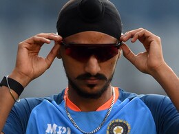 Arshdeep Singh Bowls Five No Balls vs Sri Lanka, Twitter Can't Believe It