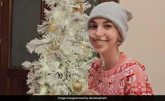 Elena Huelva, Spanish Influencer, Dies At 20 Of Rare Bone Cancer