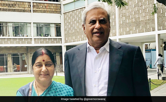 Sushma Swaraj's Husband Swaraj Kaushal Shares Their "Last Picture Together"