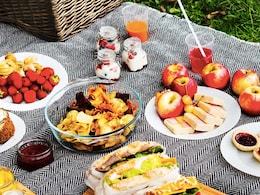 Planning A Picnic This Winter? 5 Must-Have Items To Make It Memorable Planning A Picnic This Winter? 5 Must-Have Items To Make It Memorable
