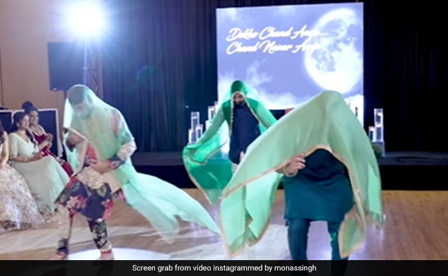 माधुरी दीक्षित के ‘मार डाला’ गाने पर दोस्तों ने किया मज़ेदार डांस, हंस-हंसकर लोटपोट हुए लोग, बोले- सच में मार डाला...