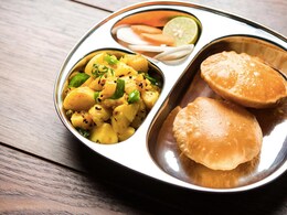 Kid's Lunchbox Recipe: सुबह रहती है भागदौड़ तो रात में कर लें इस लंच को बनाने की तैयारी, 5 मिनट में होगा तैयार Kid's Lunchbox Recipe: सुबह रहती है भागदौड़ तो रात में कर लें इस लंच को बनाने की तैयारी, 5 मिनट में होगा तैयार