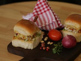 Gujarati Vendor Creates Fusion Dish Called Mexican Dabeli; Internet Reacts