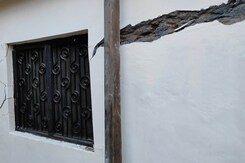 NDTV Ground Report: Cracks In 500 Houses, Leaning Building In Joshimath NDTV Ground Report: Cracks In 500 Houses, Leaning Building In Joshimath