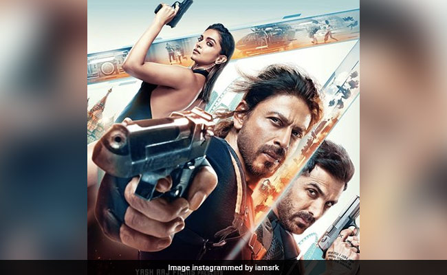 Shah Rukh Khan's <i>Pathaan</i> "Is An Emotion," Writes Anil Kapoor