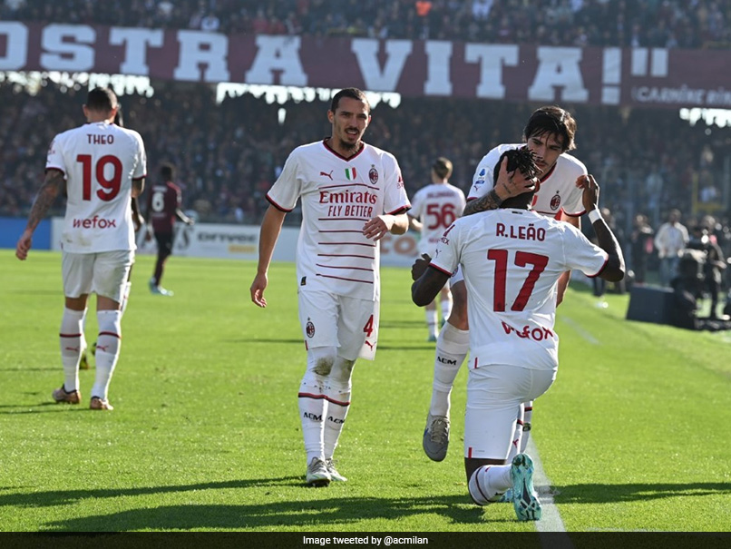 Serie A: AC Milan Pressure Leaders Napoli As Lecce Stun Lazio
