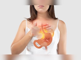 Heart Burn की समस्या दिल को कर सकती है बीमार, जानिए सीने में जलन होने पर क्या खाएं Heart Burn की समस्या दिल को कर सकती है बीमार, जानिए सीने में जलन होने पर क्या खाएं