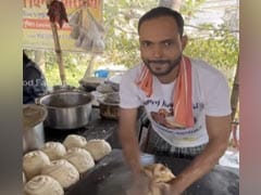 Viral Video: Street Food Vendor Makes 'Pitai Paratha', Leaves Internet In Splits Viral Video: Street Food Vendor Makes 'Pitai Paratha', Leaves Internet In Splits