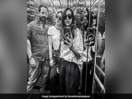 Kareena Kapoor's Mirror Selfie With Her "Favourite People" Husband Saif Ali Khan And Sister Karisma Kapoor Kareena Kapoor's Mirror Selfie With Her "Favourite People" Husband Saif Ali Khan And Sister Karisma Kapoor