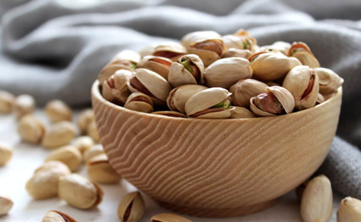 шам фъстък са малки зелени ядки които растат вътре в