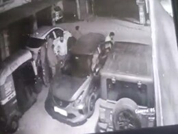 कंझावला मामले में आया नया सीसीटीवी वीडियो : रोहिणी सेक्टर 1 से ऑटो में बैठकर भागे थे आरोपी कंझावला मामले में आया नया सीसीटीवी वीडियो : रोहिणी सेक्टर 1 से ऑटो में बैठकर भागे थे आरोपी